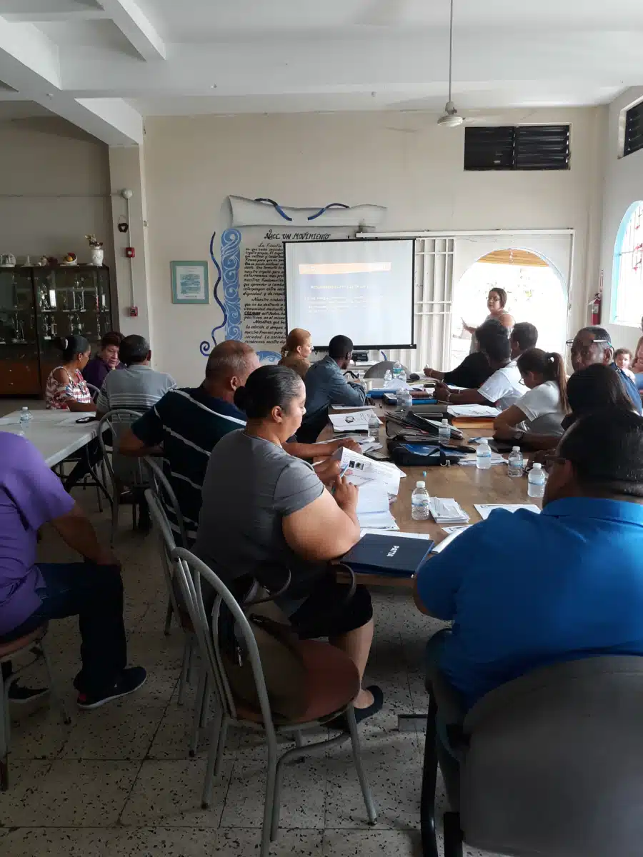 Hogar Crea Las Americas - Hero Image