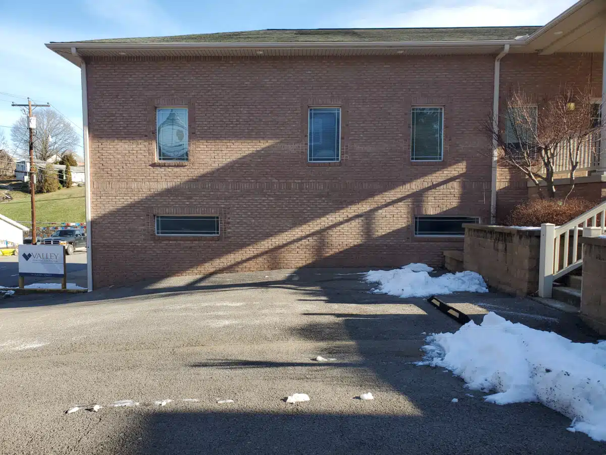 Valley Healthcare System - Hero Image