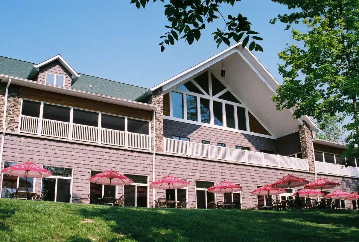 Wooded Glen Recovery Center - Hero Image